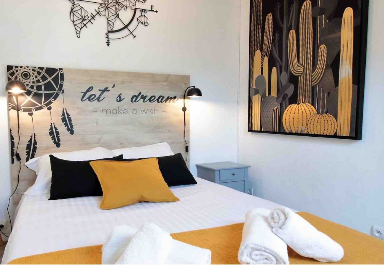 Appartement à Annecy - Petit biscuit coté vieille ville