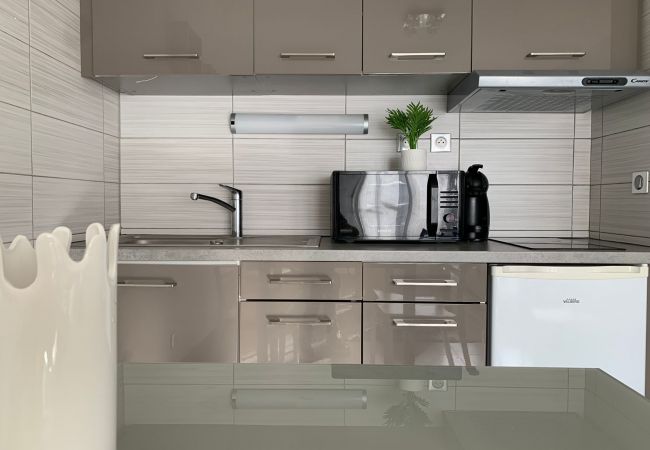 Appartement à Annecy - Smart emplacement numéro 1 au cœur marché de N Appartement à Annecy - Smart emplacement numéro 1 au cœur marché de N