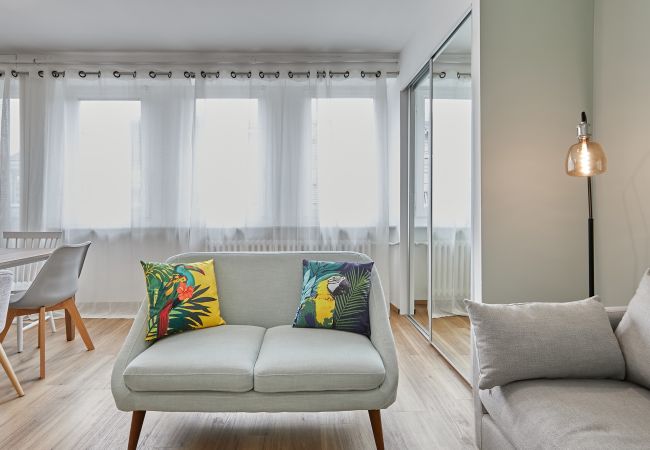 Appartement à Annecy - Florida emplacement idéal parking privé Appartement à Annecy - Florida emplacement idéal parking privé