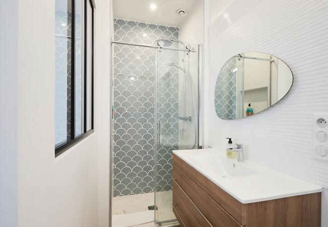 Appartement à Annecy - Florida emplacement idéal parking privé Appartement à Annecy - Florida emplacement idéal parking privé