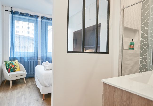 Appartement à Annecy - Florida emplacement idéal parking privé Appartement à Annecy - Florida emplacement idéal parking privé