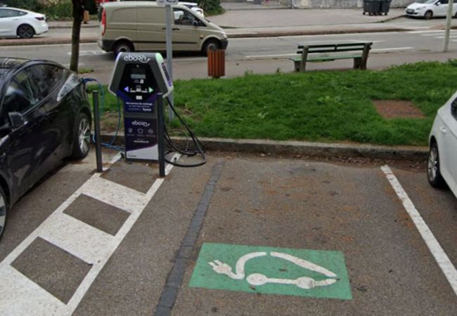 Appartement à Annecy - Florida emplacement idéal parking privé Appartement à Annecy - Florida emplacement idéal parking privé