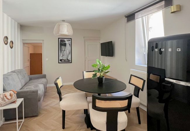 Appartement à Annecy - Esperance rue du paquier Appartement à Annecy - Esperance rue du paquier