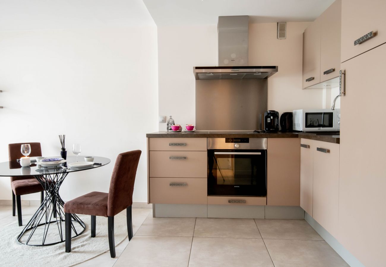 Appartement à Annecy - Sezame parking romantique