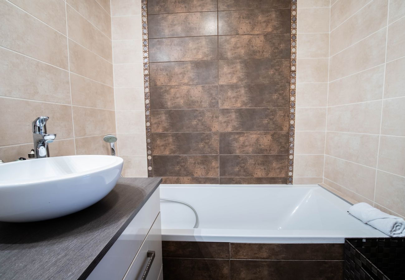 Appartement à Annecy - Sezame parking romantique
