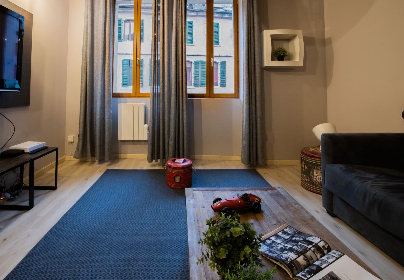 Appartement à Annecy - Baroque, vieille ville  rue du Paquier