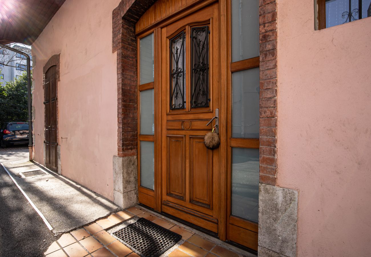 Appartement à Annecy - Tiny house coquet à 5 min de la vieille ville !