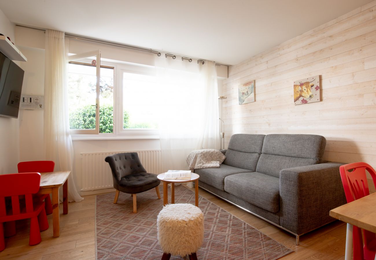 Appartement à Annecy - Diego, Standing , Piscine 🏝 🅿️ Privé