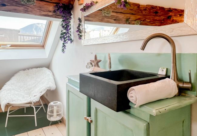 Appartement à Annecy - Love island romantique rue carnot Appartement à Annecy - Love island romantique rue carnot