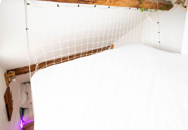 Appartement à Annecy - Love island romantique rue carnot Appartement à Annecy - Love island romantique rue carnot