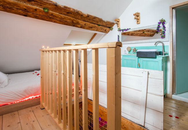 Appartement à Annecy - Love island romantique rue carnot Appartement à Annecy - Love island romantique rue carnot