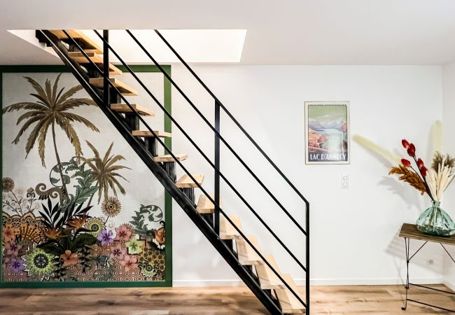 Appartement à Annecy - Rainbow rue carnot 4 adultes et 1 enfant Appartement à Annecy - Rainbow rue carnot 4 adultes et 1 enfant