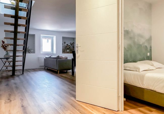 Appartement à Annecy - Rainbow rue carnot 4 adultes et 1 enfant Appartement à Annecy - Rainbow rue carnot 4 adultes et 1 enfant