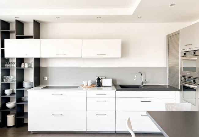 Appartement à Annecy - Penthouse vue incroyable lac et montagnes Appartement à Annecy - Penthouse vue incroyable lac et montagnes