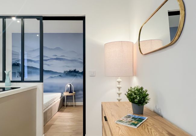 Appartement à Annecy - Ushuaia calme rue Carnot Appartement à Annecy - Ushuaia calme rue Carnot