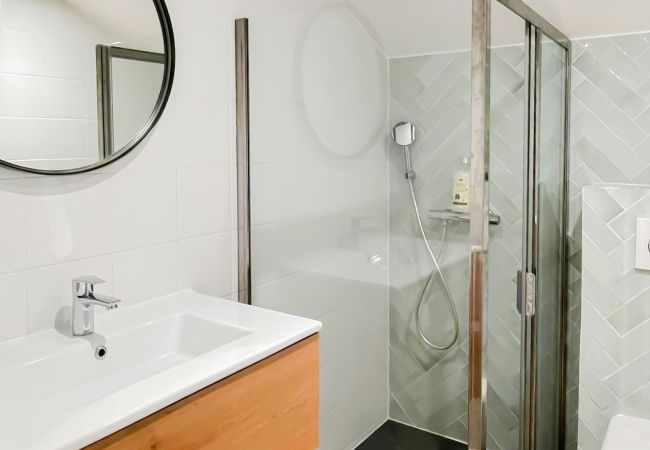 Appartement à Annecy - Ushuaia calme rue Carnot Appartement à Annecy - Ushuaia calme rue Carnot