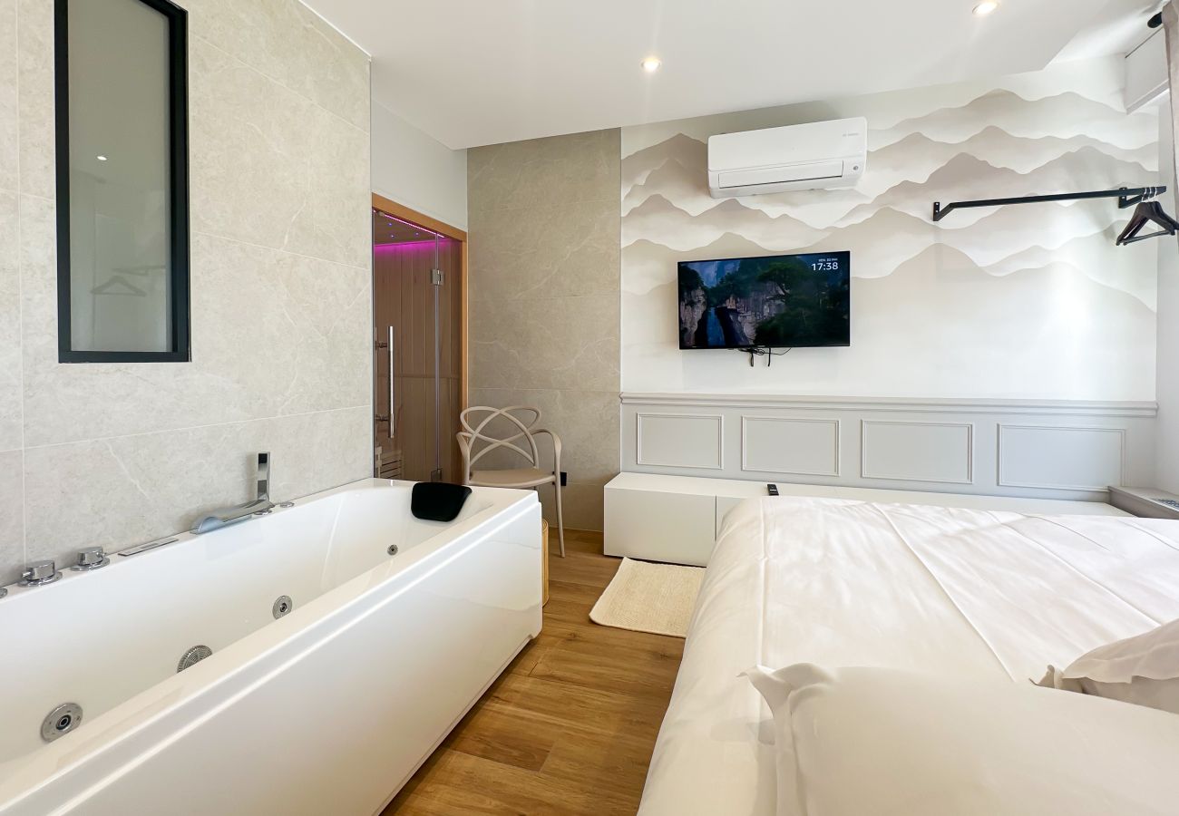 Studio à Annecy - Divino Luxe vue lac Bail Mobilité