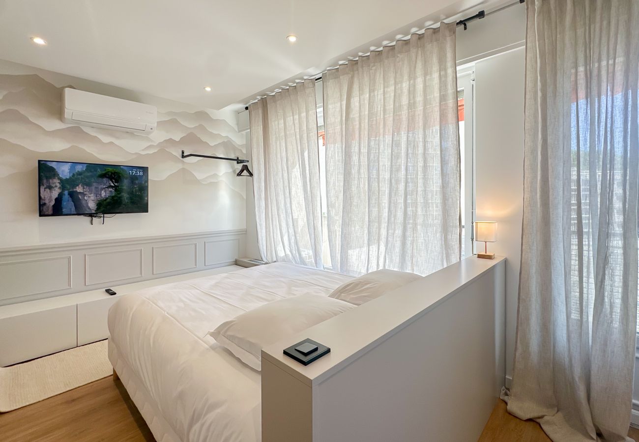 Studio à Annecy - Divino Luxe vue lac Bail Mobilité