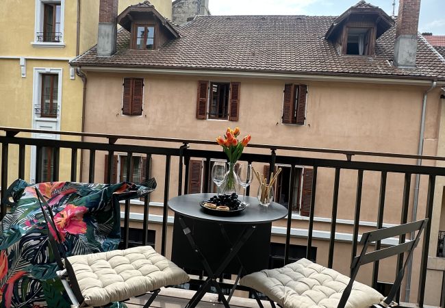 Appartement à Annecy - Petit Gruffaz proche du canal Appartement à Annecy - Petit Gruffaz proche du canal