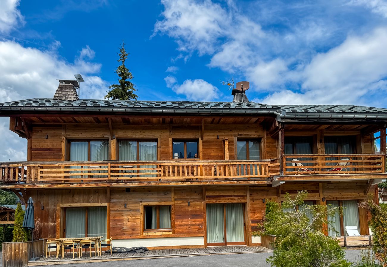 Appartement à Megève - ISKEN au pied des pistes Mont d Arbois Megève