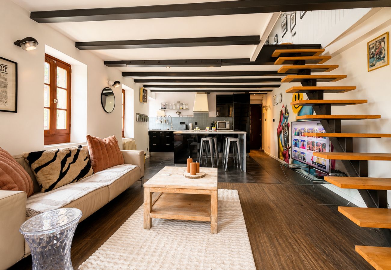 Appartement à Annecy - Charmoisy loft vue sur le canal